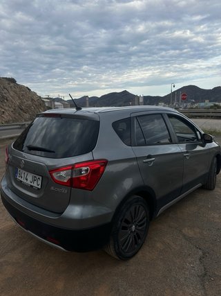 Suzuki S-Cross 2014