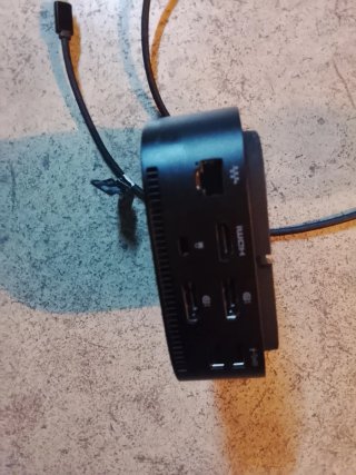HP USB-C Hub G5 Essential.