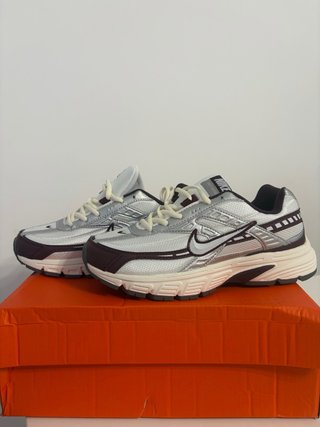 Nike Initiator Morado/Plata