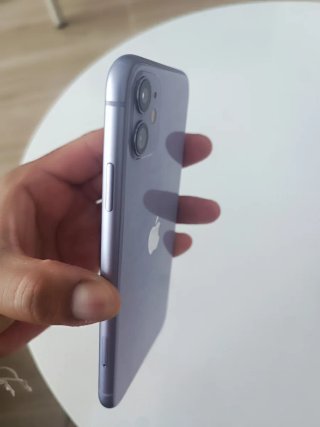 iPhone 11 Viola