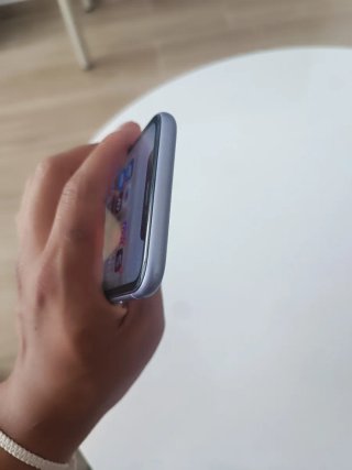 iPhone 11 Viola