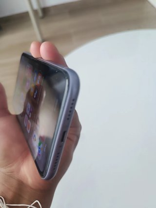 iPhone 11 Viola