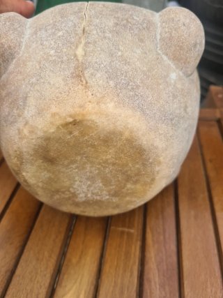 Mortero de piedra antiguo