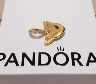 Pandora Corazón Dorado con Circonitas
