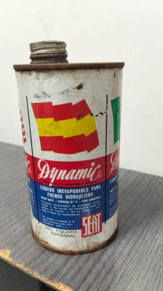Set di lattine antiche per auto