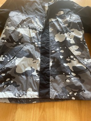 Chaqueta The North Face Talla M Camuflaje