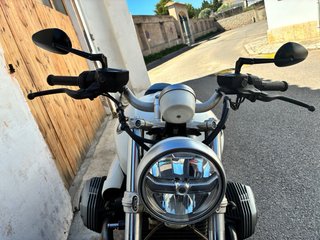 BMW R NineT Naked Blanca