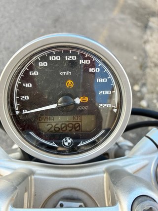 BMW R NineT Naked Blanca
