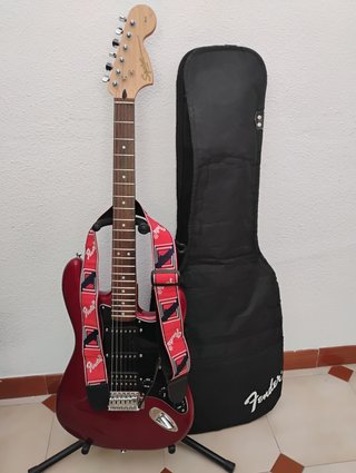 Fender Squier Stratocaster Candy Apple Red