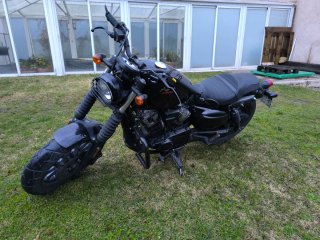 Hyosung Aquila GV 125 Bober Negra