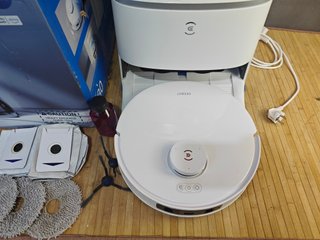 ECOVACS T30 PRO OMNI Robot Aspirador y Fregasuelos