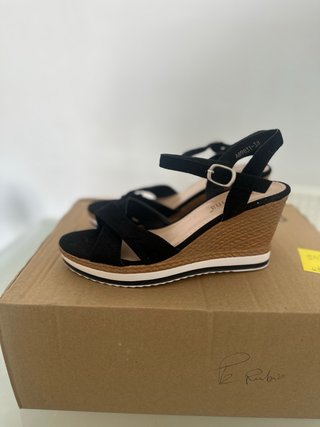 Sandalias Andarina Rosas - Negras - Blancas