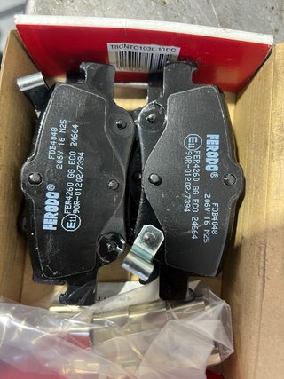 Discos y Pastillas de freno Ferodo Toyota FDB4048