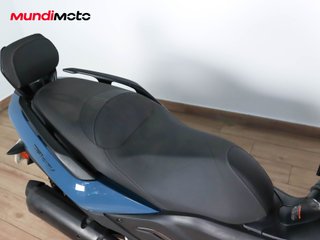 YAMAHA TRICITY 300