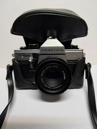 Cámara Praktica TL1000 + Objetivo Carl Zeiss