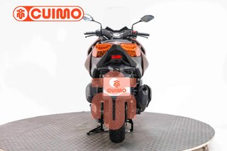 YAMAHA XMAX 300