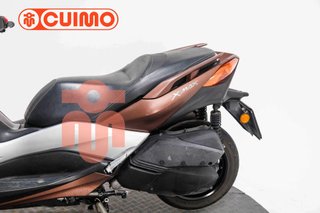 YAMAHA XMAX 300
