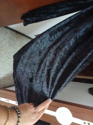 Pantalón negro de terciopelo