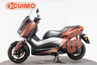 YAMAHA XMAX 300