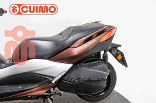 YAMAHA XMAX 300
