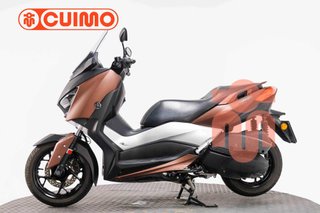 YAMAHA XMAX 300