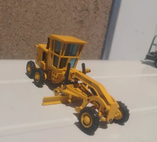 Maqueta Motoniveladora CAT 12G