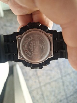 Reloj Casio G-Shock Negro/Dorado Original