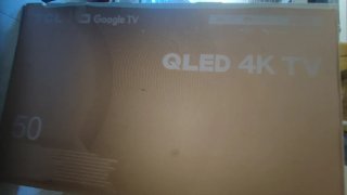 Televisión TCL 50 pulgadas con la Pantalla Rota