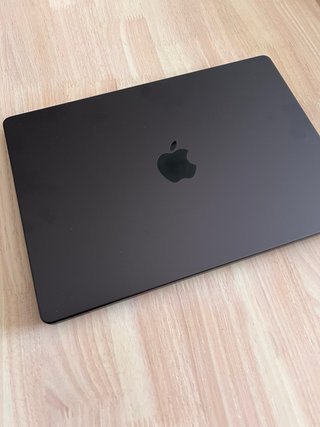 MacBook Pro 14 M5 16GB 512GB Space Gray