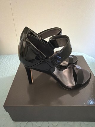 Sandalias Calvin Klein Negras Charol