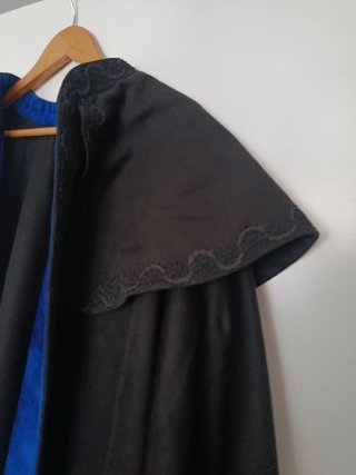 Capa Época Castellana Negra y Verde