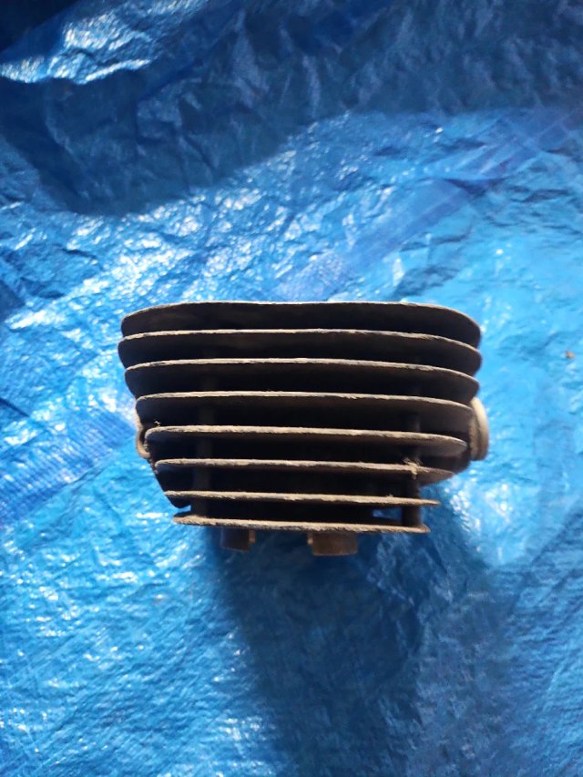 Cilindro de moto OSSA