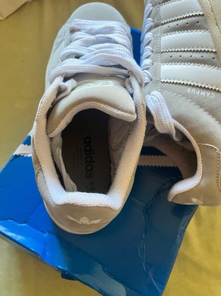 Adidas Campus Gris y Blanco