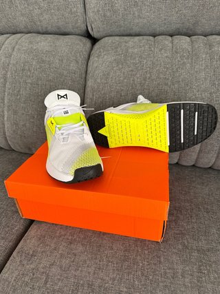 Nike Metcon 10 Blanco/Amarillo