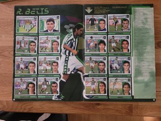 Álbum Cromos Liga 2001-2002 (Faltan 7)