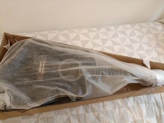 Guitarra Acústica Negra 41, nueva.