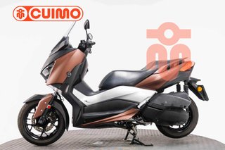 YAMAHA XMAX 300