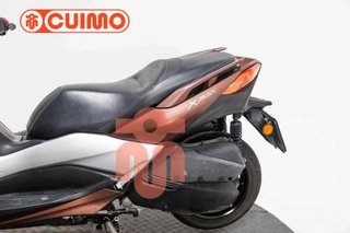 YAMAHA XMAX 300