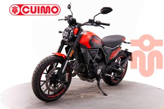 DUCATI SCRAMBLER FULL THROTTLE