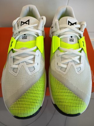 Nike Metcon 10 Talla 42 42'5 Blancas y Amarillas
