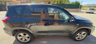 Toyota RAV4 2010