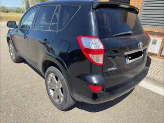 Toyota RAV4 2010