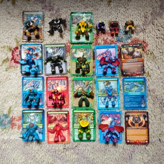 Colección Gormiti Figuras y Cartas