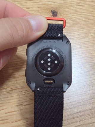 Reloj Garmin Venu X1 Negro/Rojo
