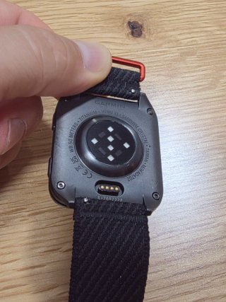 Reloj Garmin Venu X1 Negro/Rojo