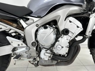 YAMAHA FZ6 N S1