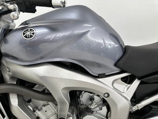 YAMAHA FZ6 N S1