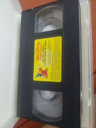 VHS Los Tres Cerditos y Otros Oscar Disney