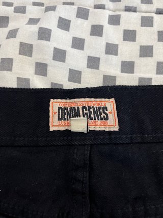 Pantalón Corto Corteiz Negro Talla M