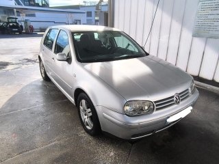 Volkswagen Golf 2000